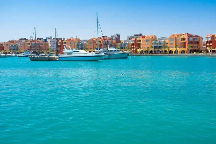 Hurghada City Sightseeing tour and live as a local