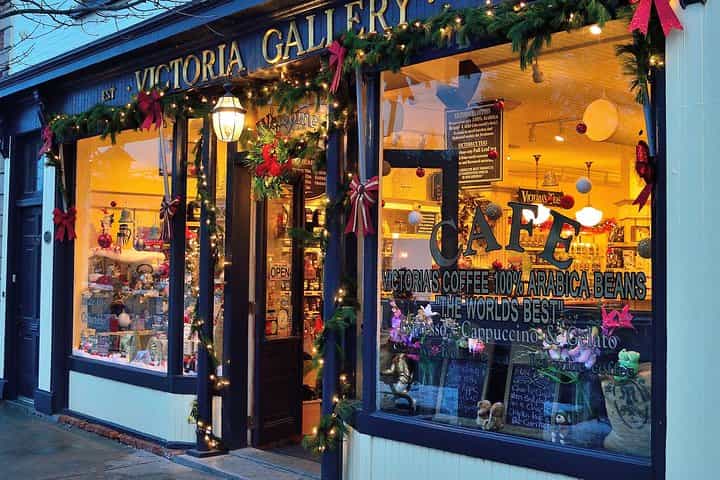 טיילת חג המולד הקסומה בסן ג'יליאן (סן ג'יליאן)