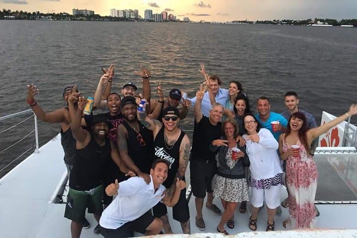 הפלגת שקיעה נופית בווסט פאלם ביץ