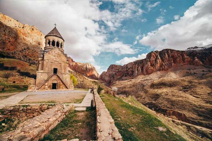 One-Day Private Tour: Khor Virap, Noravank and Tatev Monastery