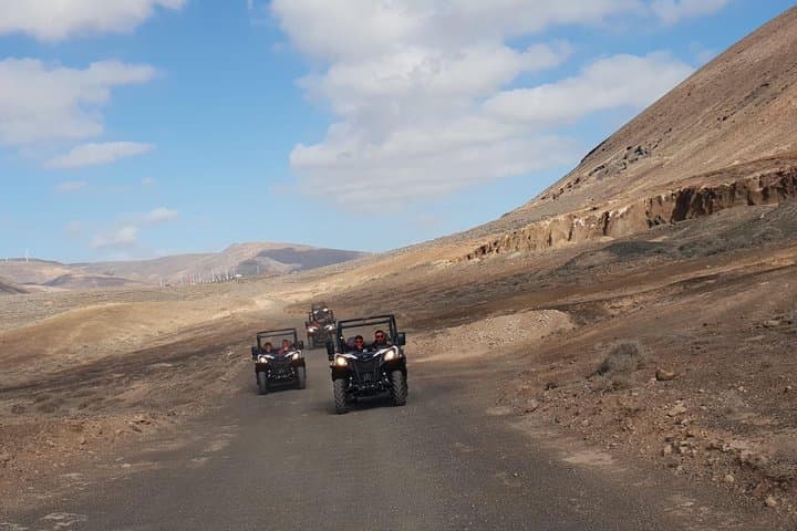 סיור מודרך באורך 3 שעות בצפון לנזרוטה על בגי