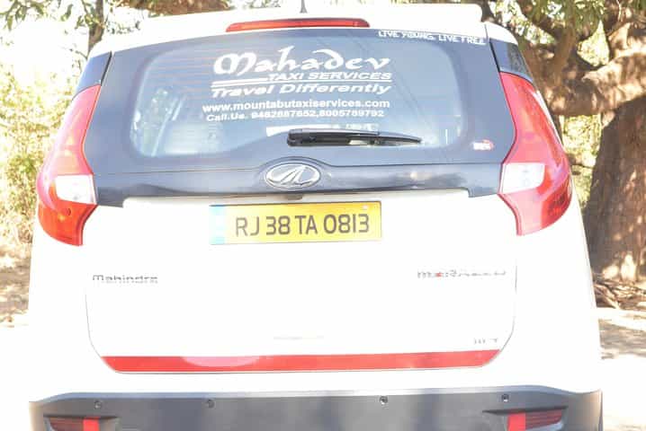 העברת אק פרטית ממונטן אבו למקדש אמבאג'י (SUV אק עם 6 מקומות)