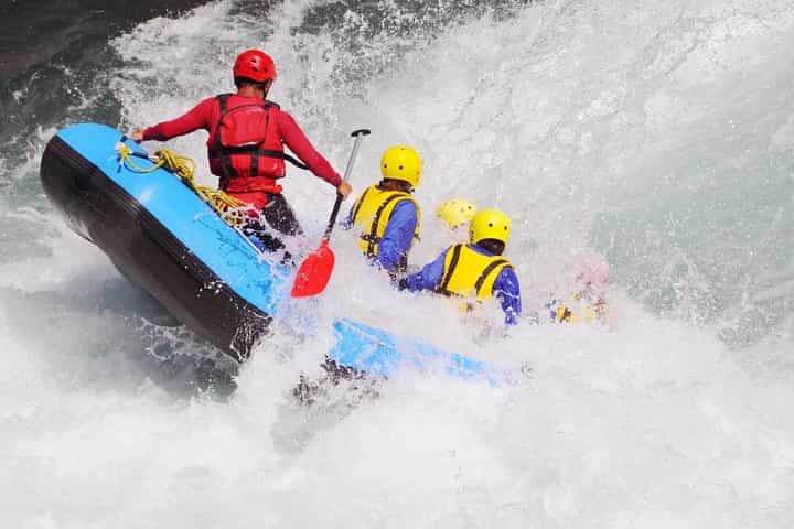 Ayung River Whitewater Rafting is an exciting river rafting experience perfect for Novices and children.Hotel transfers and meals included