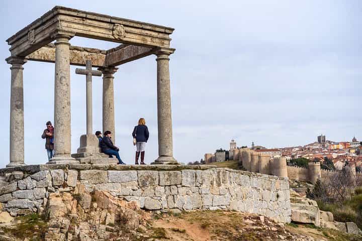Tours Around the City of AVILA Round Trip of 1 Day from Madrid