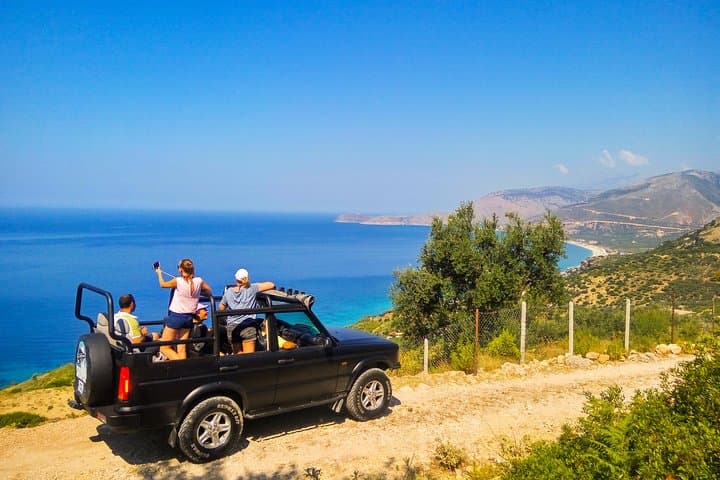 Saranda Jeep Tour 4x4 a Castle, Secret Beach and Blue Eye