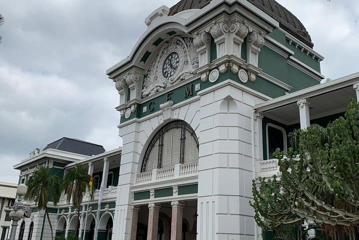 סיירת הליכה במרכז העיר מפוטו