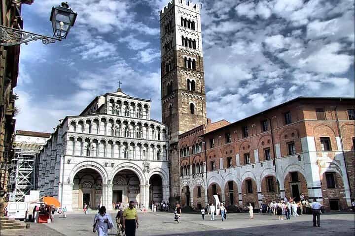 סיור חופי פיזה ולוקה מנמל ליבורנו