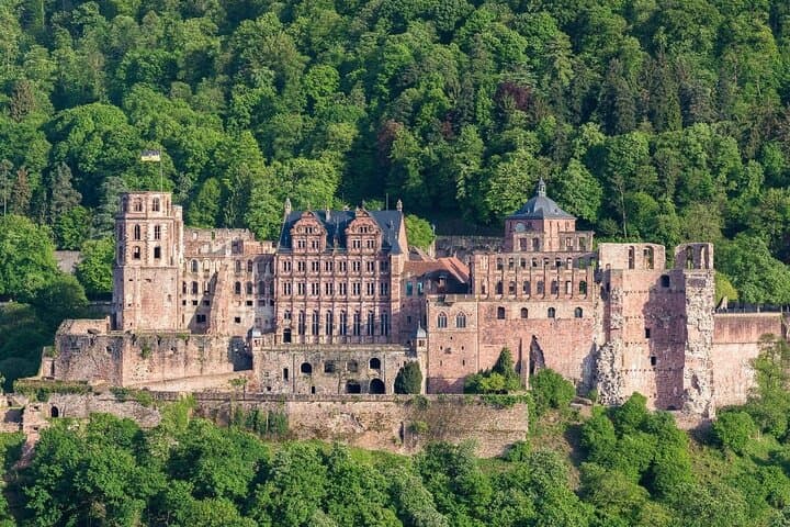 היידלברג ההיסטורית, מוזיאון מרצדס / Schloss שווצינגן, פרטי