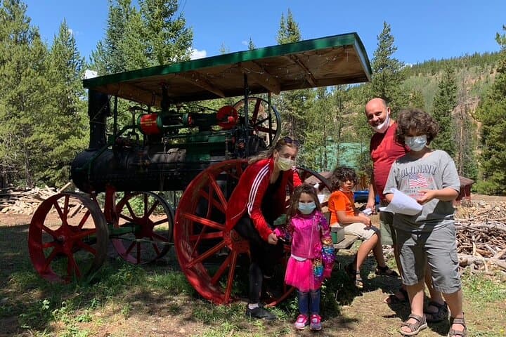 Snowshoe Treasure Hunt (Outdoors)