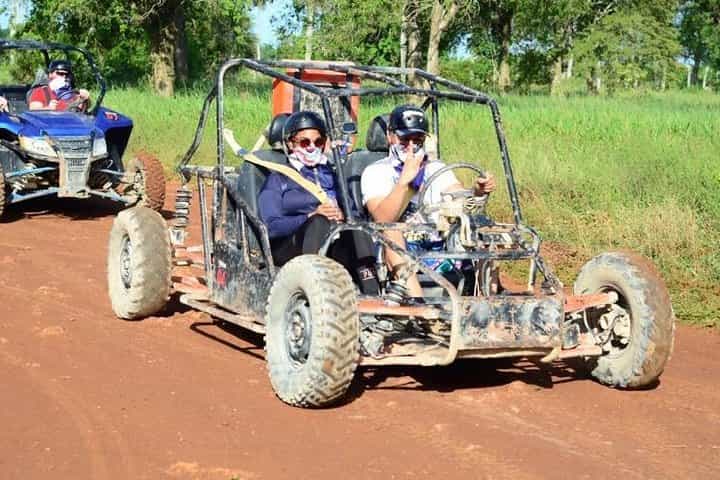 סיור הרפתקאות על באגי 4x4 בפונטה קנה עם איסוף