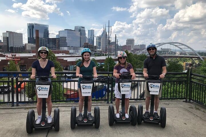 סיבוב מודרך על סגווי במרכז נאשוויל