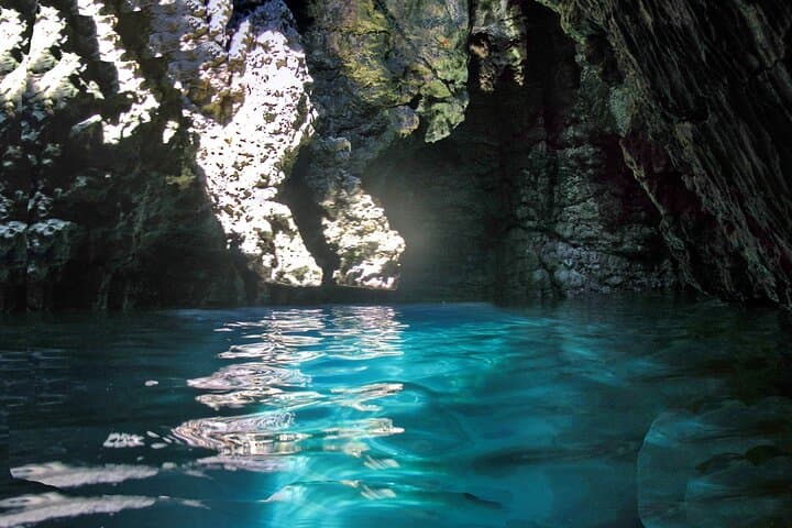 מסלול שיט של 5 שעות ממדולין לקאמניאק כולל ארוחת צהריים ומשקאות על ספינת סנדרה