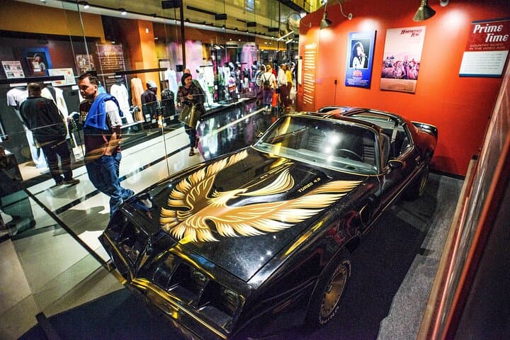 כרטיסים משולבים לסטודיו RCA ב של נשוויל ואולם התהילה למוזיקת קאנטרי