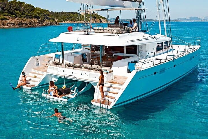 שיט מסיבת מפלי דאן ריבר, בלו הול עם שנירקול, משקאות חינם.