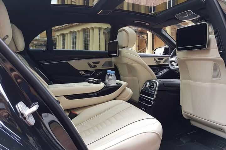 Airport Transfer: Milan to Linate Airport LIN by Luxury Car