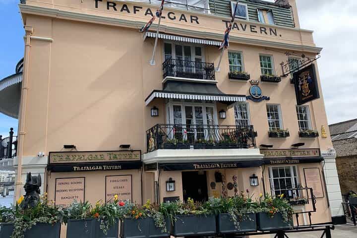 סיור מלא ביום בגריניץ' המלכותי והימי כולל ארוחת צהריים