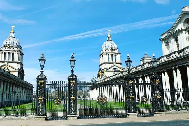 סיור מלא ביום בגריניץ' המלכותי והימי כולל ארוחת צהריים