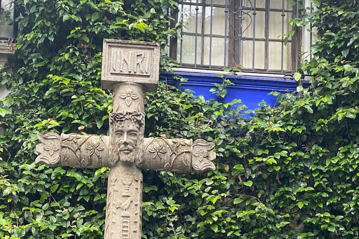 Your city, your way. Private Mexico City tour with a local expert