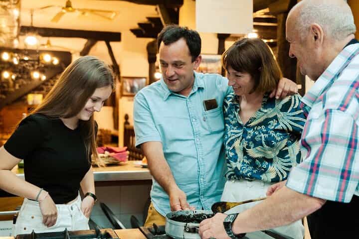 Private Hondarribia Tour & Gastronomic Society Meal