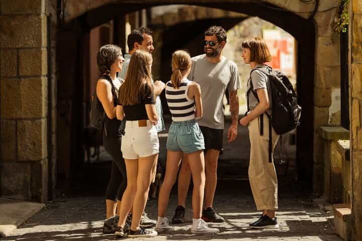 Private Camino de Santiago Coastal Hike & Hondarribia with Lunch