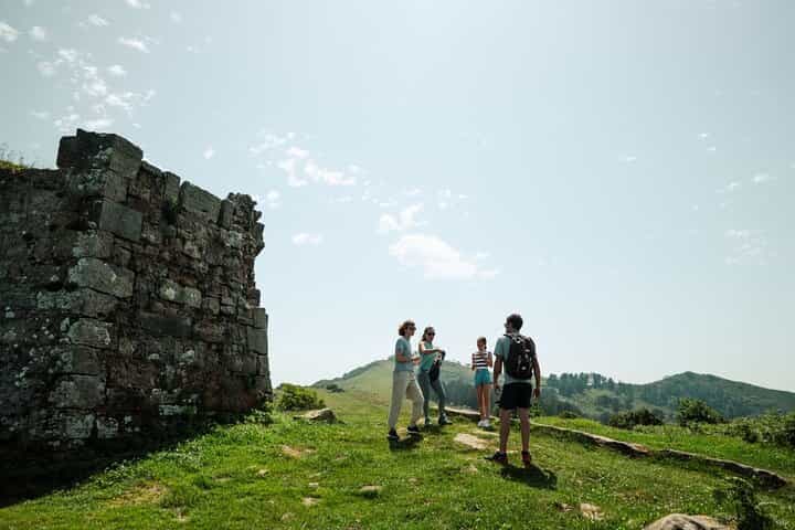 Private Camino de Santiago Coastal Hike & Hondarribia with Lunch