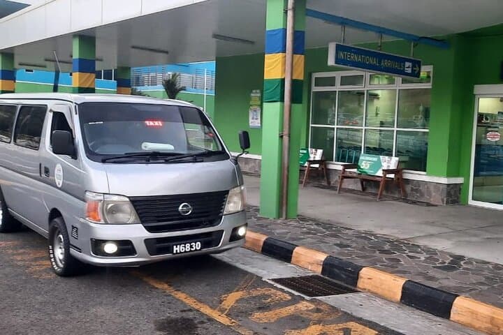 Argyle Airport Private Transfers to Hotels