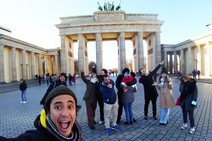 סיור האדונים הגסים בברלין (CYHIT)