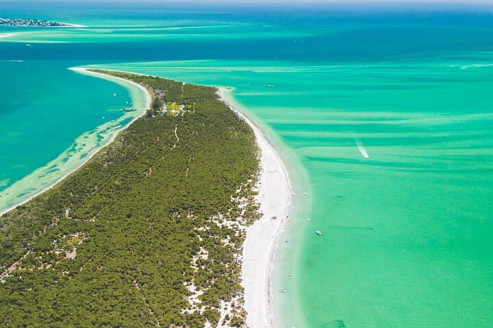 מעבורת אגמונט מאזור פורט דה סוטו