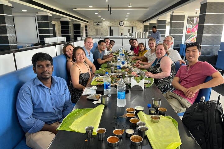 טיול פרטי מהבור ממחנה ברכב עם מדריך וארוחת צהריים על ידי וונדר