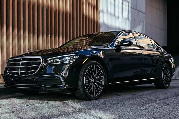 Chauffeured Elegance: Amman Full-Day Mercedes S-Class Experience