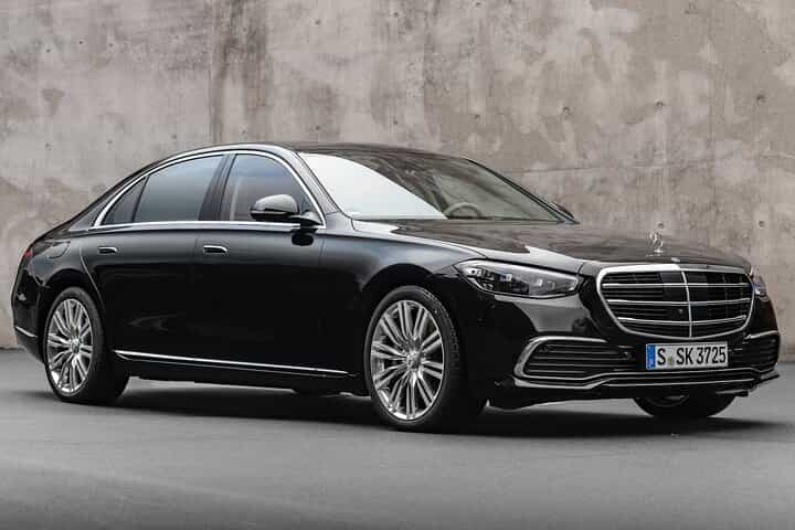 Chauffeured Elegance: Amman Full-Day Mercedes S-Class Experience