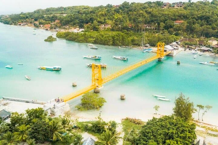 סיור באי למבונגאן וצ'ניגן