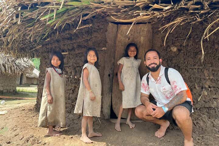 סיור תרבותי של בני העמים האינדיג'ניים טונקה