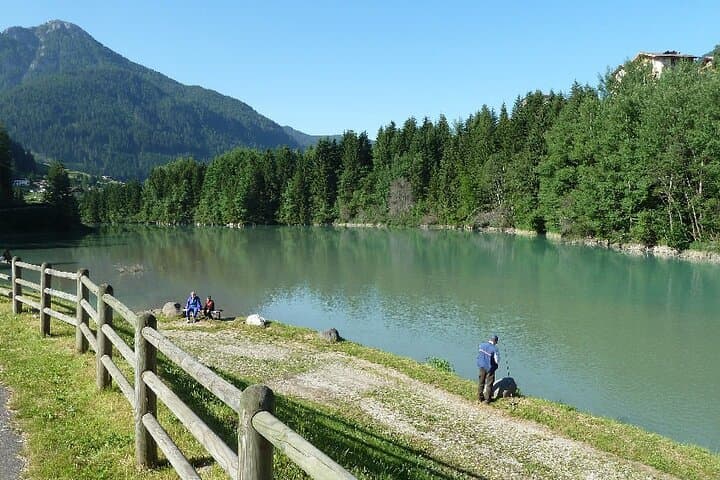 סיור יום שלם בדולומיטים מאגם גארדה