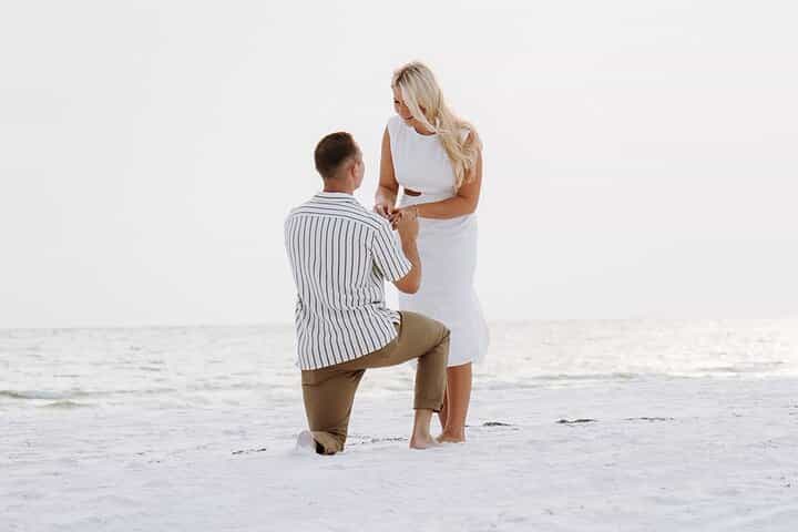 Private Vacation Photoshoot with Photographer in Cape Cod
