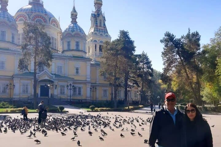 סיור פרטי של יום מלא בעיר אלמטי