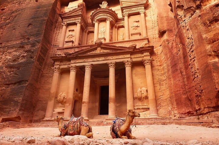 From Amman: Petra and Wadi rum Private/Group Full day Tour