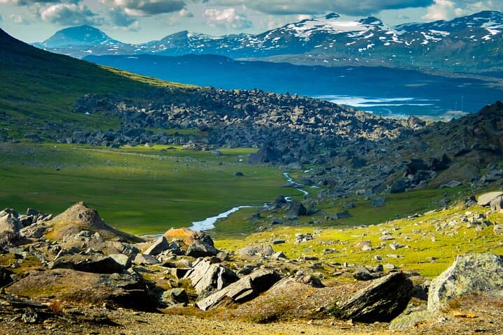 סיור יום מודרך לטרולסיון
