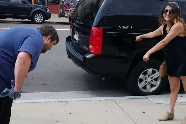 חיפוש אחרי פריטים מהנה בעיר סרסוטה על ידי אתגר 3Quest