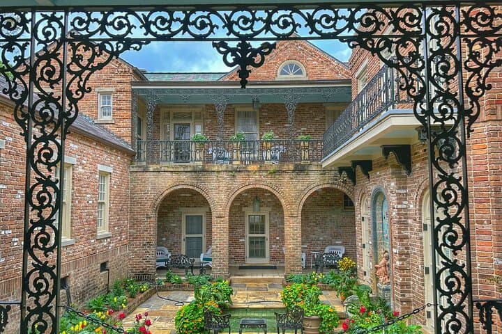 Historic Mobile and Bellinggrath Gardens Private Day Tour