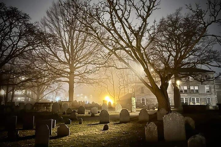 סיור רגלי מכושף בסלם