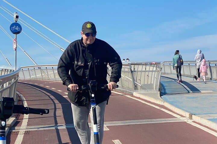 סיור אקולוגי פנורמי עצמי בפסקארה על קורקינט חשמלי או אופניים