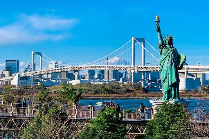 Private Tokyo Day-Tour by certified Guide and Licensed Vehicle.