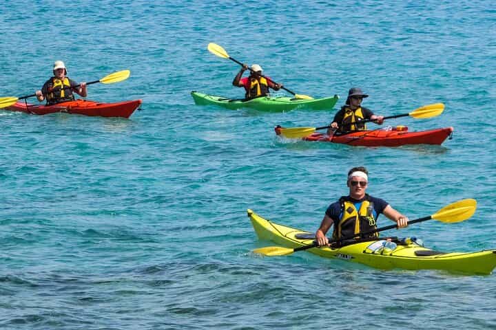 Tel Aviv Beach: Kayak Rental at Beach Club