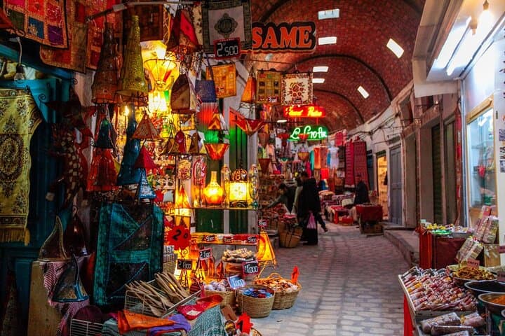 ביקור של 2 שעות בהרגל וביקור במורשת המדינה של סוסה