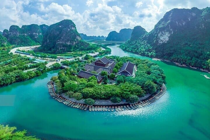 Best Seller-Private Full-Day Tour to Ninh Binh Depart from Hanoi