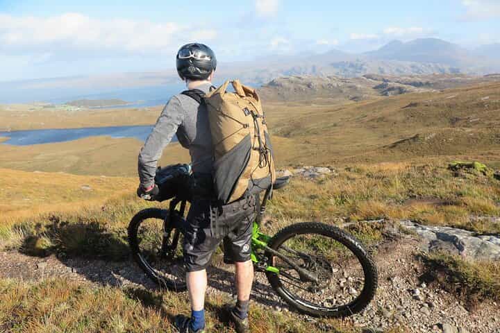 2 ימים של רכיבת תרמילאות מודרכת פרטית בפארק הלאומי קיירנגורם