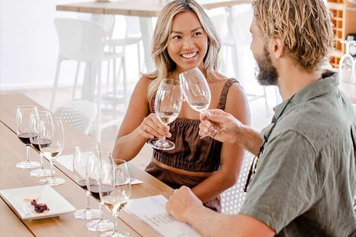 טעימת שוקולד פרימיום טמפר טמפר ויין אדום