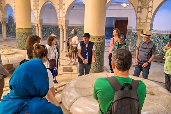 דלגו על התור, כרטיס כניסה לסיור פרימיום במסגד חסן 2 כלול