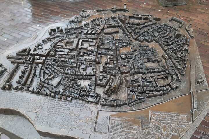 בריחה היסטורית בחוץ בדבנטר